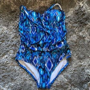 Catalina swimsuit (size M 8/10)